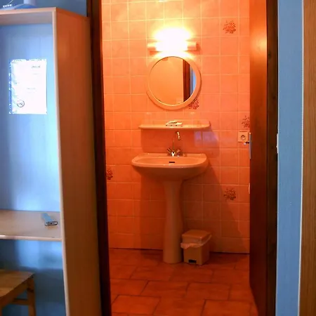 Отель Azur