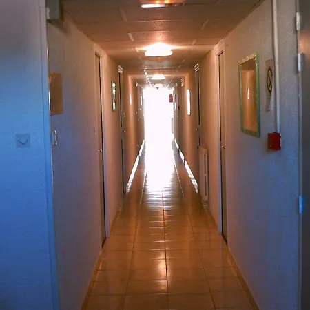 Azur Hotel
